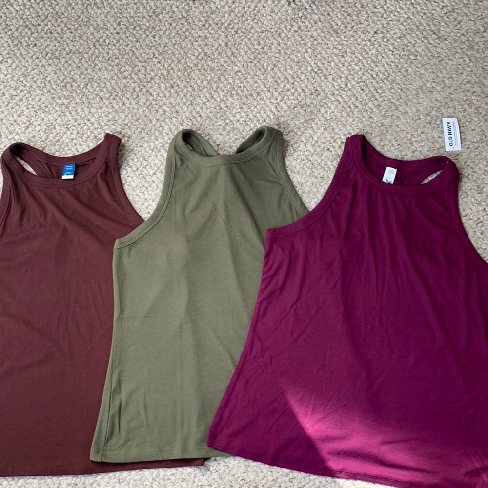 NWT OLD NAVY ULTRALITE  RACERBACK RIB KNIT TANK SET OF 3 PETITE LARGE